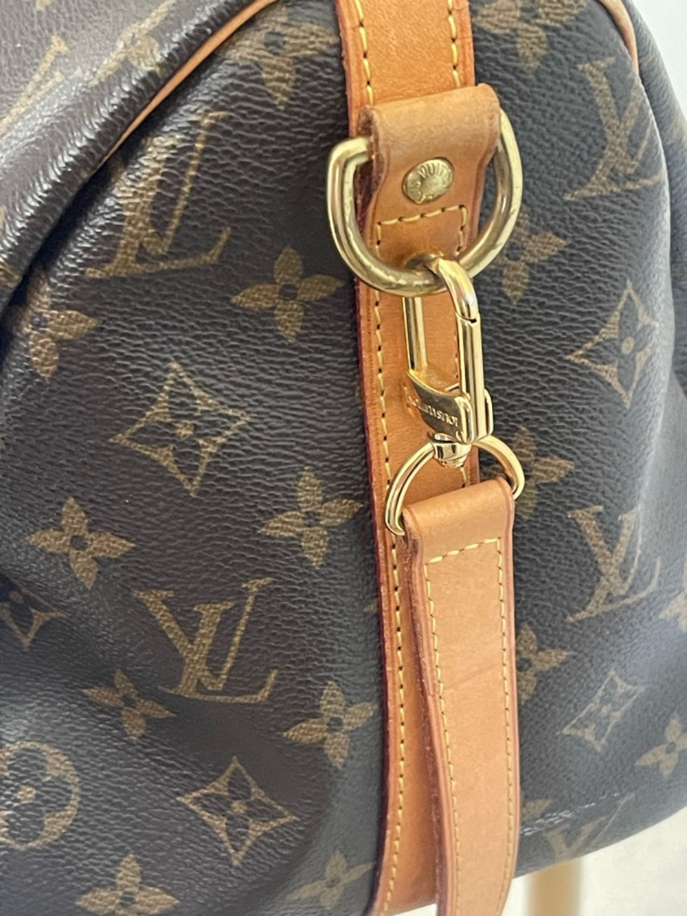 Louis Vuitton Monogram Speedy 30 Bandoulière Shoulder Bag - Picture 4 of 16